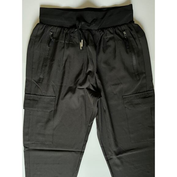 AMAZON Women's Small Black Cargo Pants - Picture 2 of 16